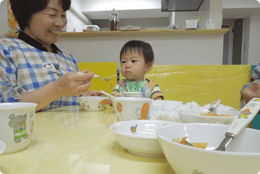 自園調理による給食